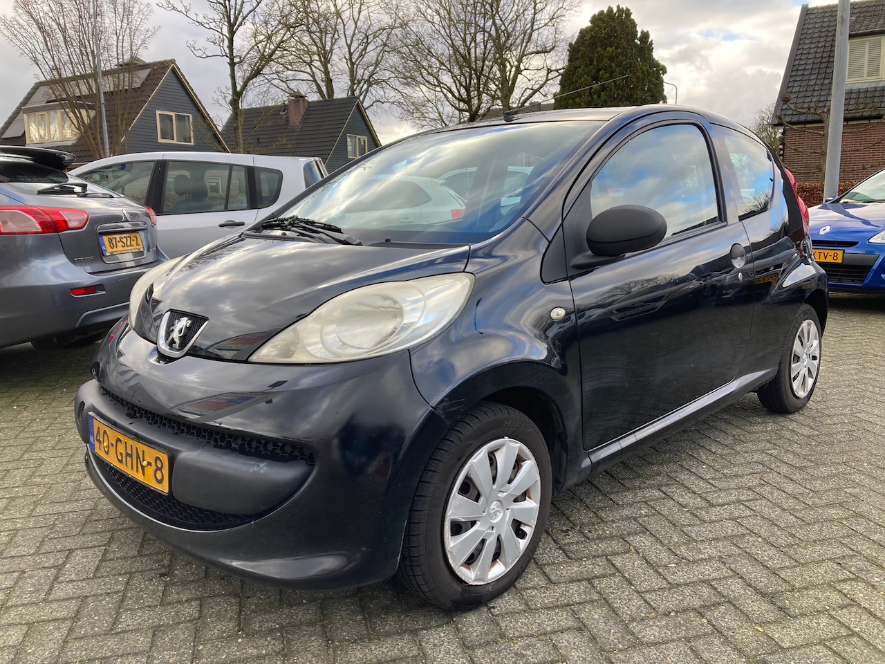 Peugeot 107 - 1.0-12V XR 50kW-68pk,Apk 13/7/25 899,- - AutoWereld.nl