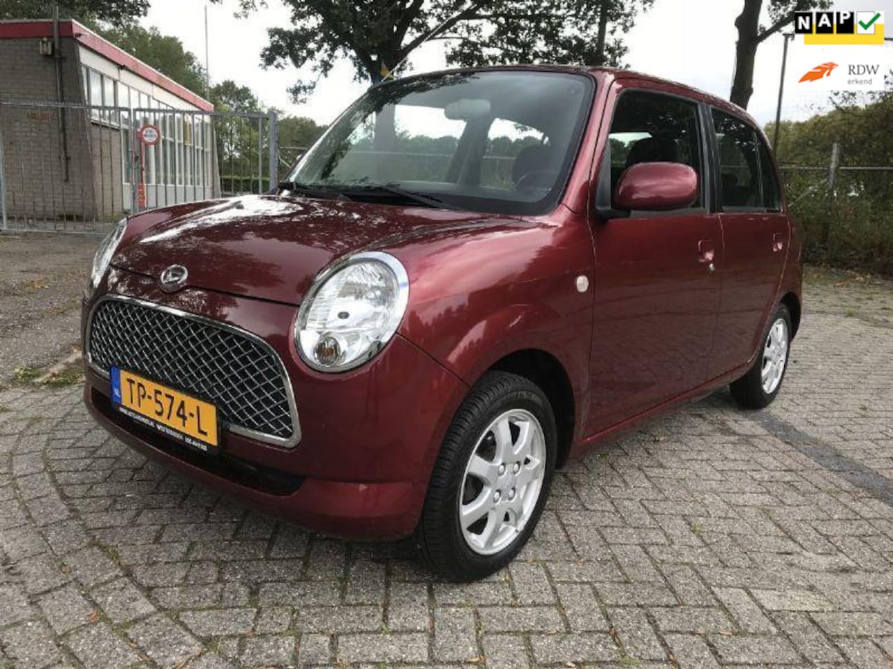 Daihatsu Trevis - 1.0 momo uitvoering. Airco in perfecte staat! - AutoWereld.nl