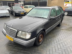 Mercedes-Benz 200-serie - 300 TE 24v autom