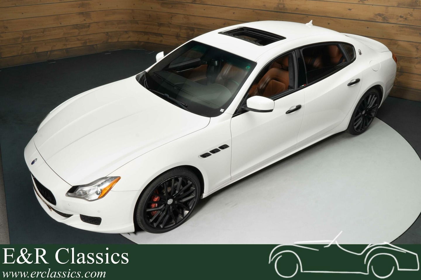 Maserati Quattroporte - GTS | 73.422 KM | 530 PK | 2016 - AutoWereld.nl