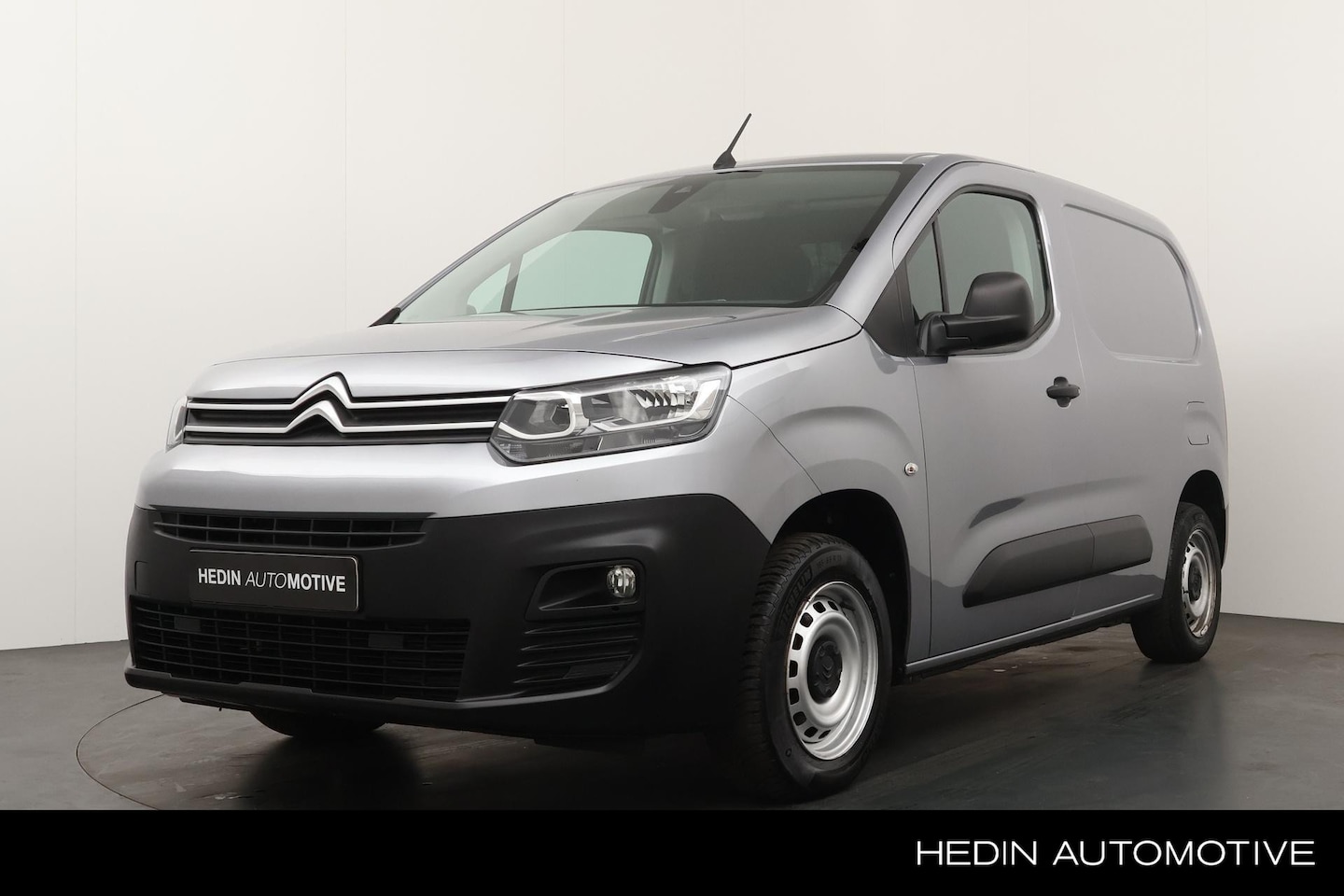 Citroën Berlingo - 1.5 BlueHDI Club | Apple Carplay/Android Auto | Cruise Control | Trekhaak | 3 pers. uitvoe - AutoWereld.nl