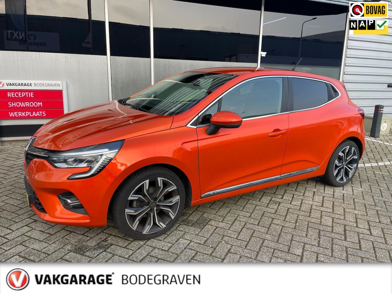 Renault Clio - 1.0 TCe Intens / NIEUW model - AutoWereld.nl