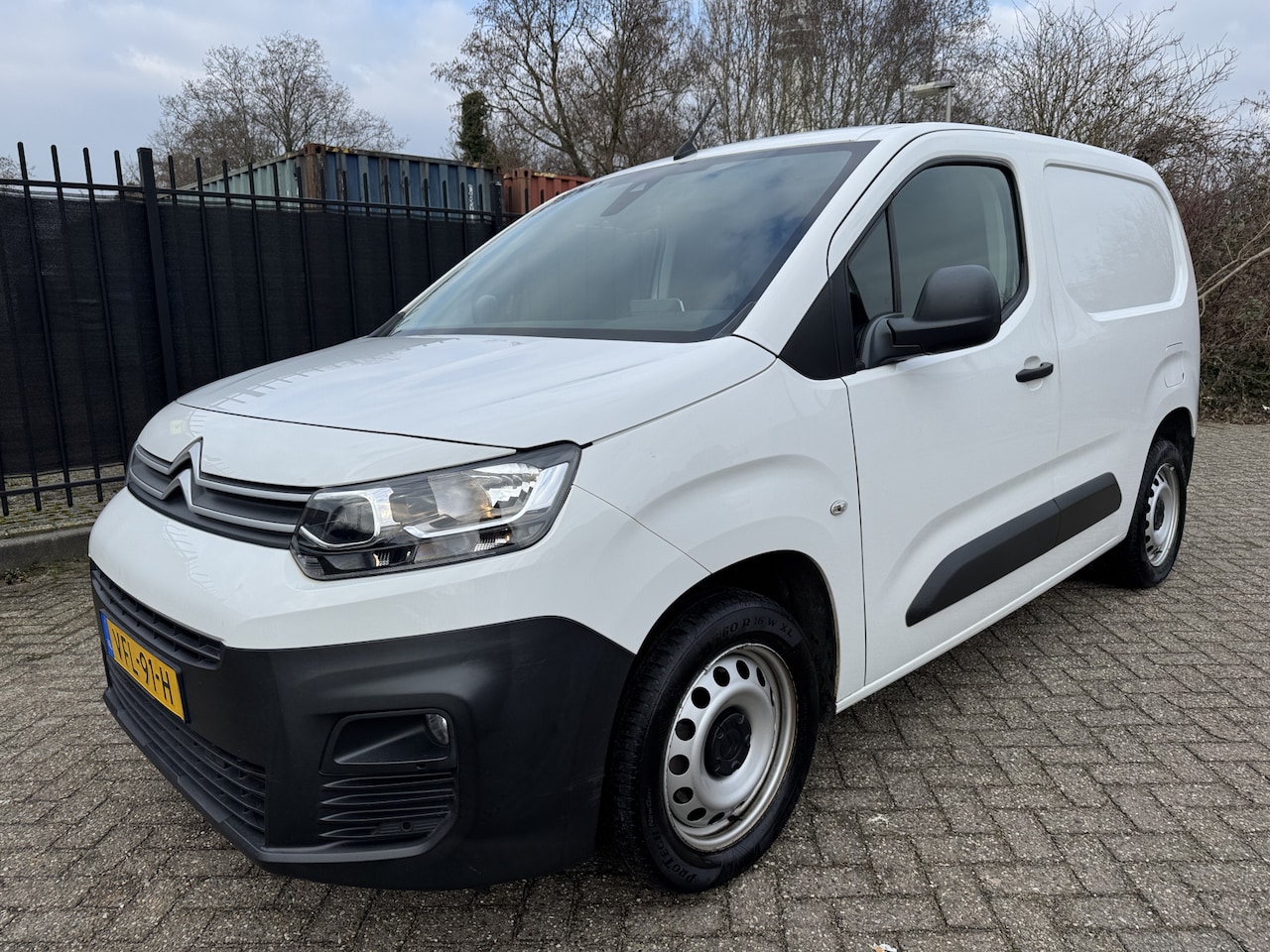 Citroën Berlingo - 1.6 BlueHDI Club 3P/Airco/Cruise/Cam - AutoWereld.nl