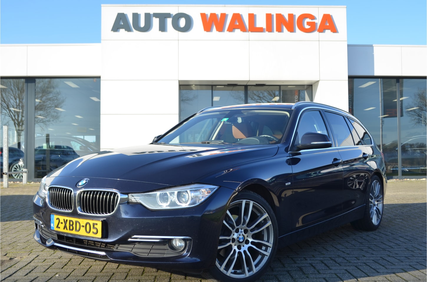 BMW 3-serie Touring - 320d High Executive Keyless | Xenon | Stoelverwarming | Leer | Groot navi | 19'' LMV - AutoWereld.nl