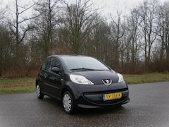 Peugeot 107 - 1.0-12V XS Urban Move . 3 Drs . Airco . Toerenteller enz