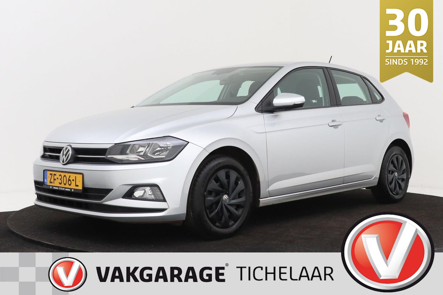 Volkswagen Polo - 1.0 MPI Comfortline Business | Org NL | Dealer Ond. | CarPlay | Climate Control | Navigati - AutoWereld.nl