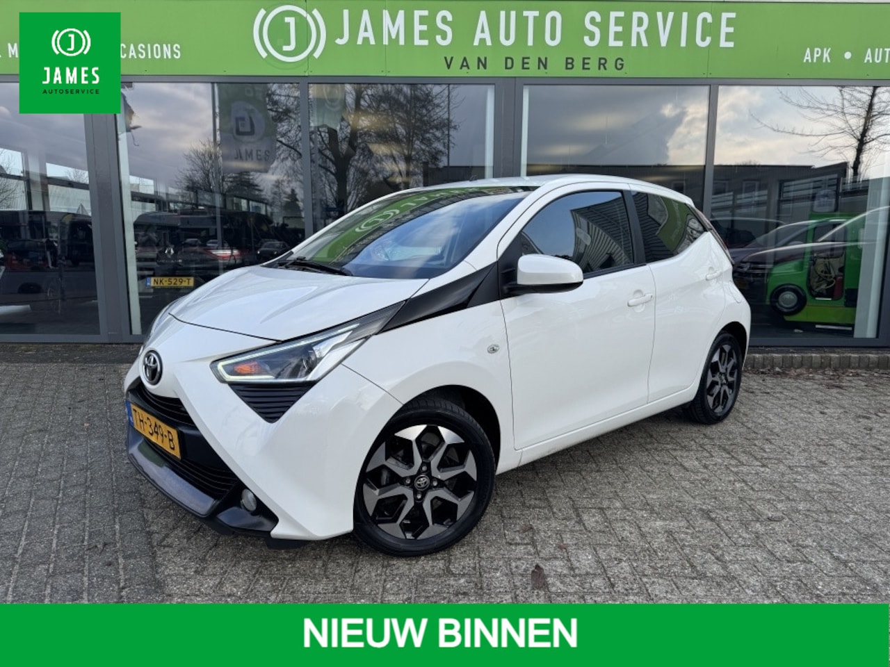 Toyota Aygo - 1.0 VVT-i x-first 1.0 VVT-i x-first - AutoWereld.nl