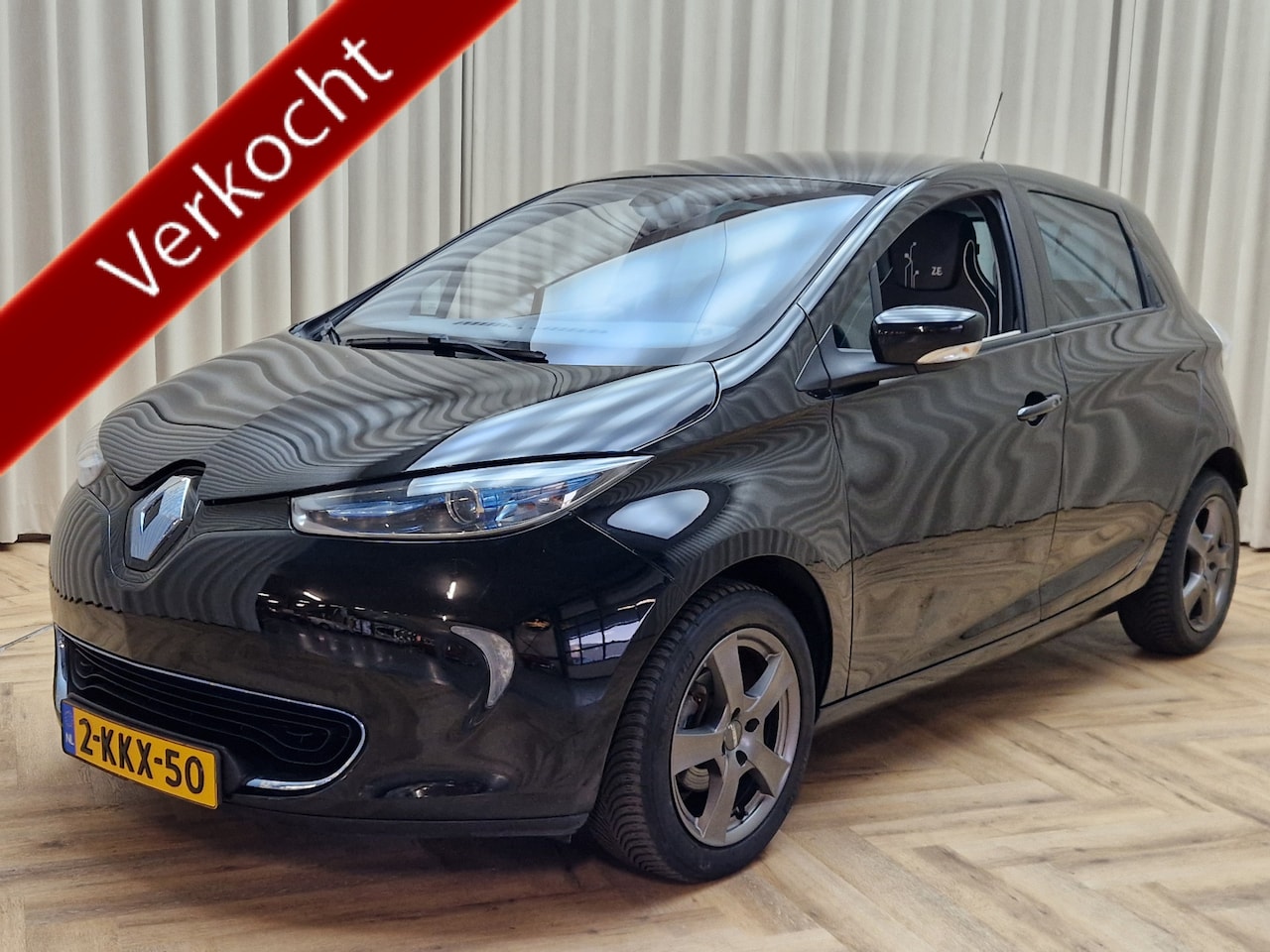 Renault Zoe - Q210 Zen Quickcharge 22 kWh (ex Accu) *Camera* Keyless / Navigatie / ECC Clima / Cruise Co - AutoWereld.nl