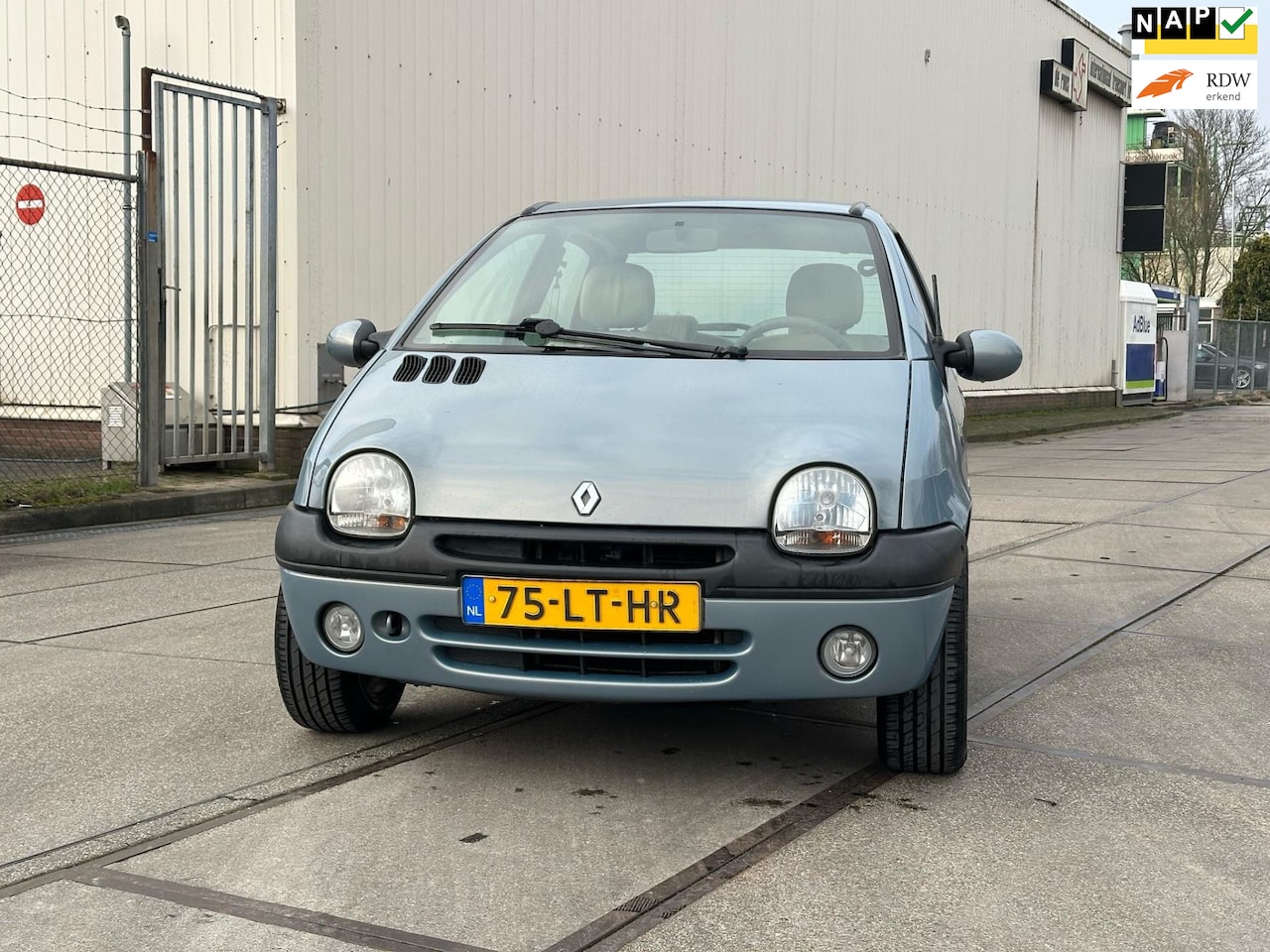 Renault Twingo - 1.2-16V Initiale Leer/Airco Apk Nap - AutoWereld.nl