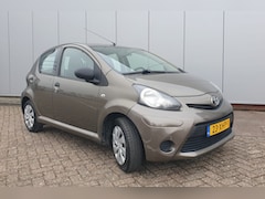 Toyota Aygo - 1.0 VVT-i Access / 5 deuren / nette staat / N.A.P. / NL auto!