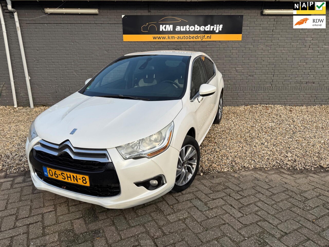 Citroën DS4 - 1.6 VTi So Chic*Clima*LM*NieuweApk*Vol opties* - AutoWereld.nl