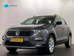 Volkswagen T-Roc - 1.0 TSI 110pk Style| NAVIGATIE | ACHTERUITRIJ CAMERA