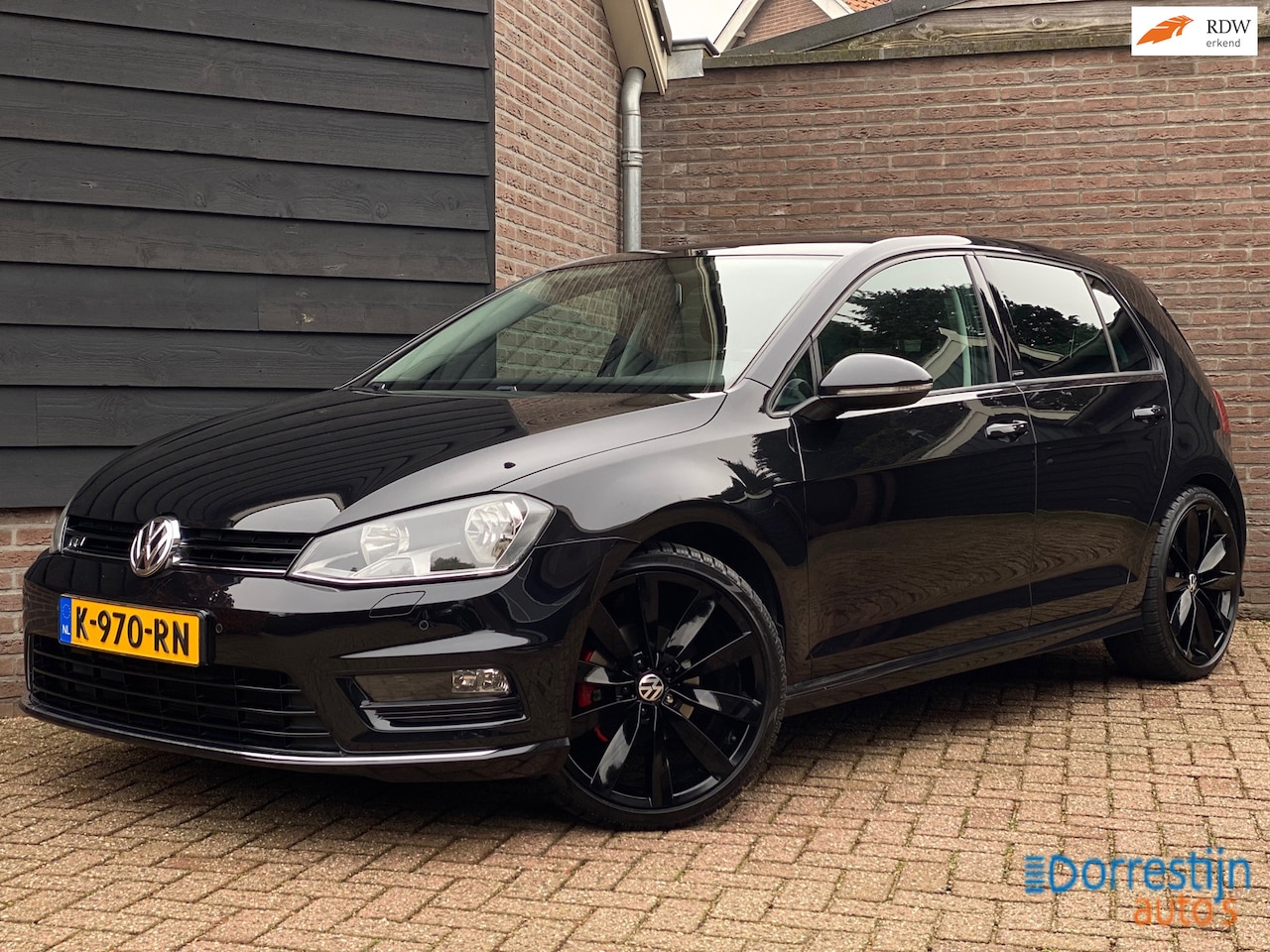 Volkswagen Golf - 1.2 TSI R-Line/Allstar/Automaat/PDC/Navi/19inch/Cruise/Trekhaak - AutoWereld.nl