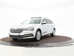 Skoda Superb Combi - 1.4 Tsi 218pk DSG iV Business Edition Plus · Keyless · Panoramadak · Camera · Smart-Link ·