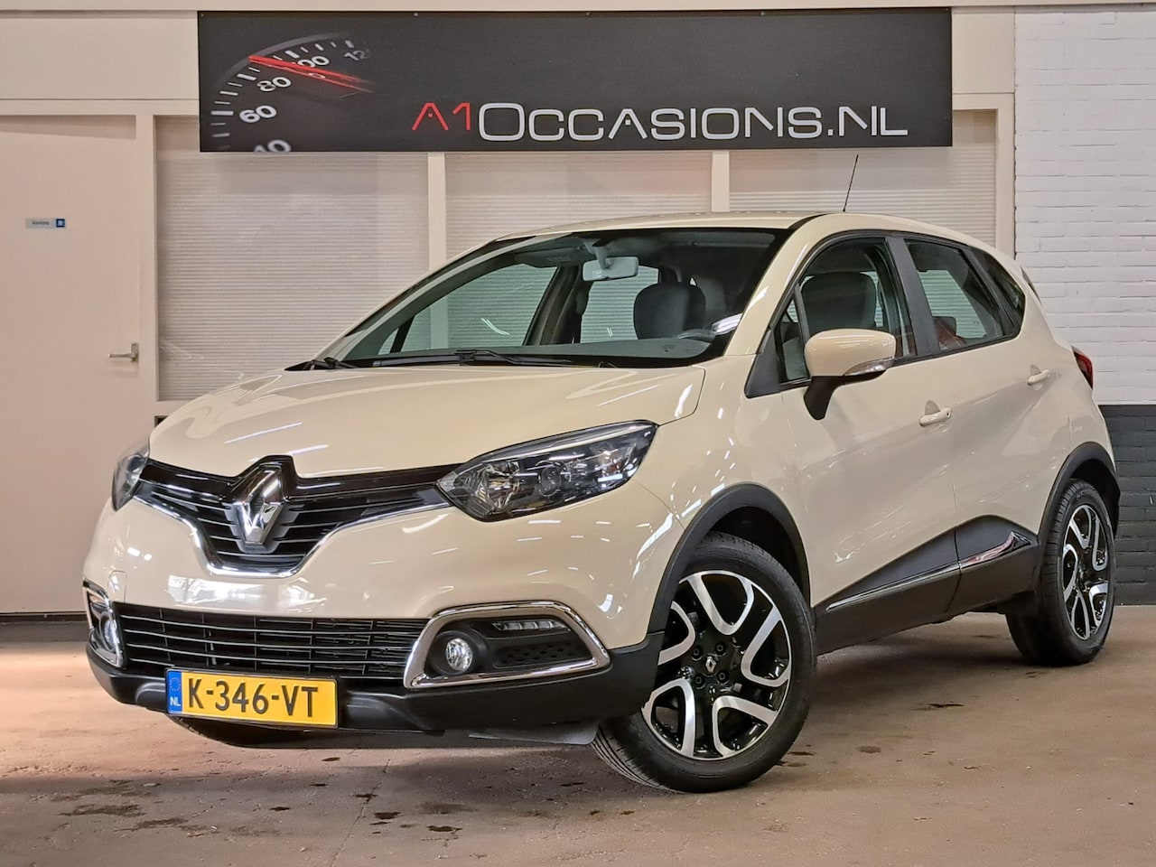 Renault Captur - 0.9 TCe Dynamique + NAVI - AutoWereld.nl