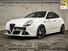 Alfa Romeo Giulietta - 1.7 TBi Quadrifoglio Verde | Leder | Panorama dak | Clima | Cruise | Stoelverw. | Bianco P