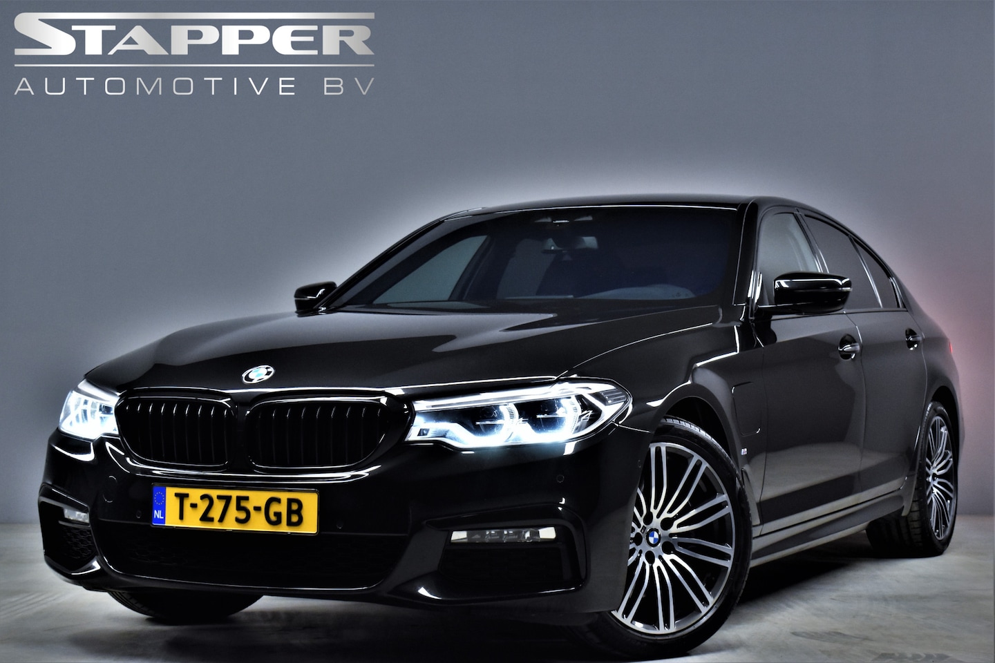 BMW 5-serie - 530e 252pk iPerformance M-Sport Bowers.W/Camera/Keyless/Navi/Led/Leer/Stoelverw./Pdc/Lmv20 - AutoWereld.nl