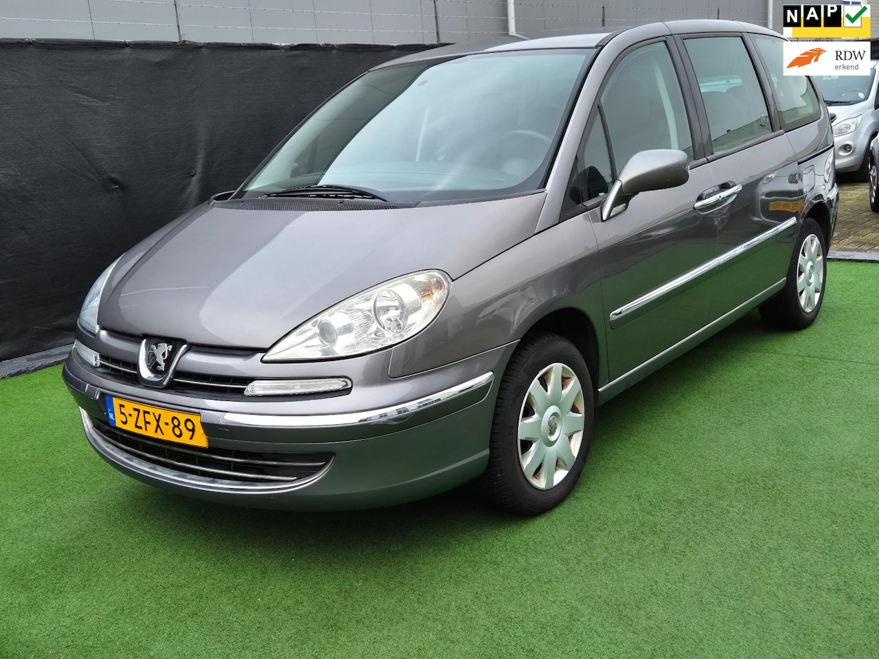 Peugeot 807 - 2.0 8P 8 PERSOONS! - AutoWereld.nl