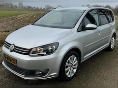 Volkswagen Touran - 1.2 TSI 2010 Highline BlueMotion 7 PER CLIMA CRUISE GOED ONDERHOUDEN