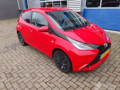 Toyota Aygo - schadevrij 1.0 VVT-i x-play