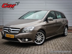 Mercedes-Benz B-klasse - 200 Ambition | Clima | Cruise | Half leer | Stoelverwarming | Trekhaak | Lichtmetaal | Pdc