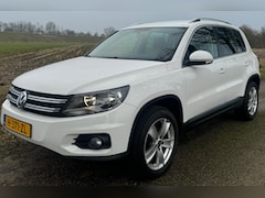 Volkswagen Tiguan - 2.0 TSI 2013 Sport&Style AUTOMAAT CLIMA CRUISE