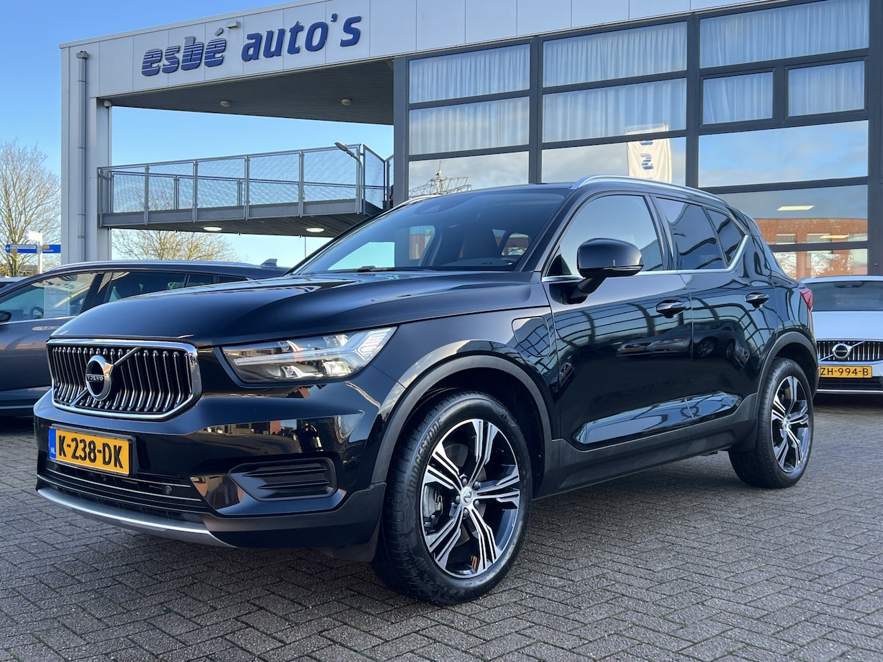 Volvo XC40 - T4 Recharge Inscription Navigatie Comfort Stoelen Trekhaak Camera ACC Pilot Assist InteliS - AutoWereld.nl