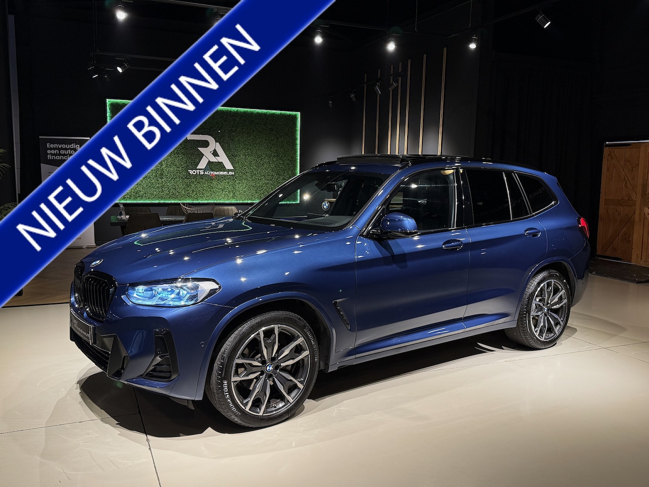 BMW X3 - xDrive20i M-Sport Laser|Pano|Keyles|Headup|Leder Blauw - AutoWereld.nl