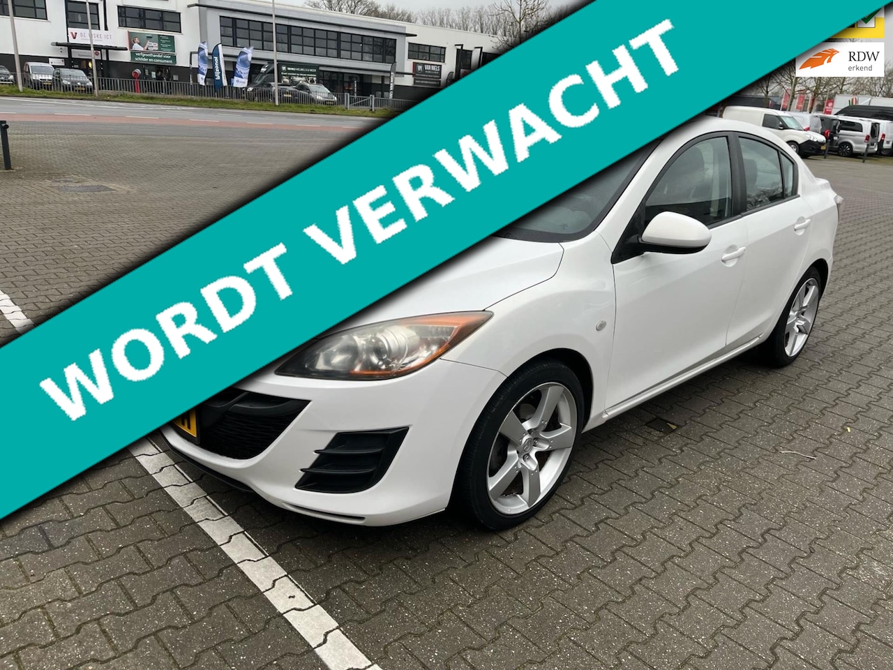 Mazda 3 - 1.6i 105pk Sedan Airco 2e eigenaar degelijke Jap - AutoWereld.nl