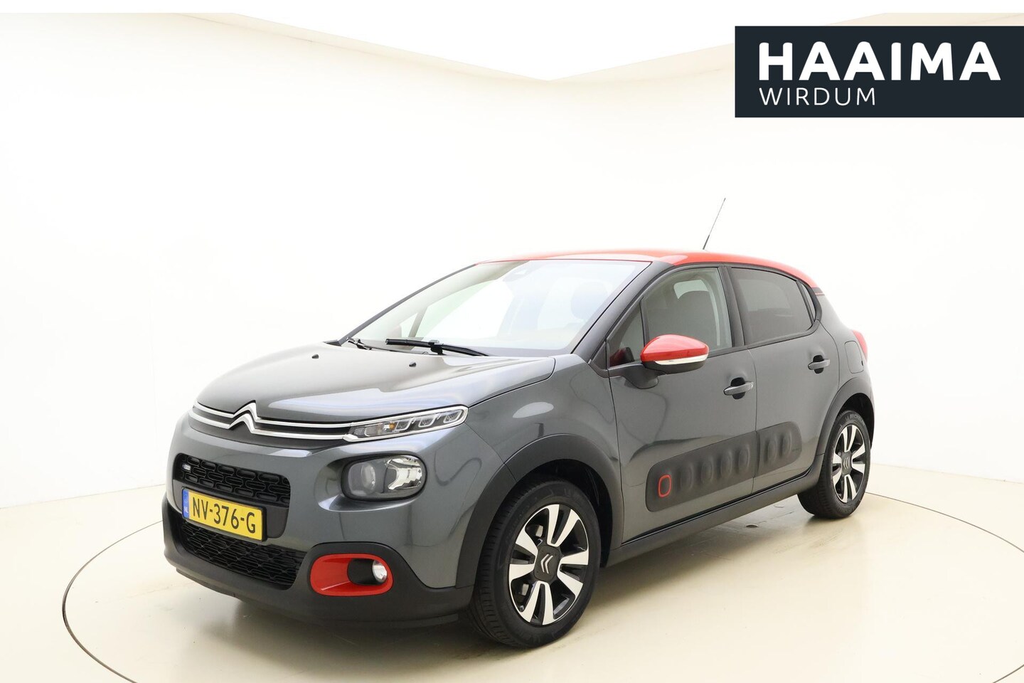 Citroën C3 - 1.2 PureTech Shine | Navigatie | Camera | Climate & Cruise Control | LMV | Parkeersensoren - AutoWereld.nl