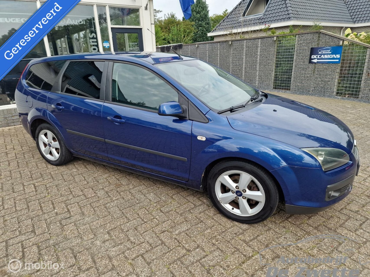 Ford Focus Wagon - 1.6-16V Futura Actie !! Actie !! - AutoWereld.nl