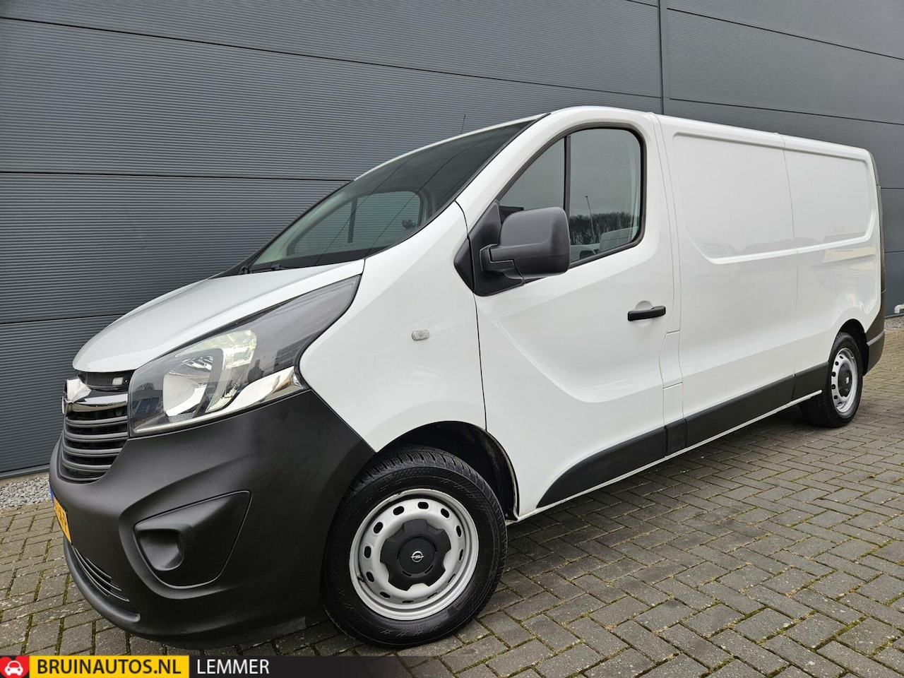 Opel Vivaro - 1.6 CDTI L2H1 Airco navi Led 125 PK omvorm V220 - AutoWereld.nl