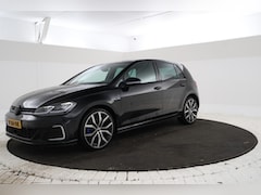 Volkswagen Golf - 1.4 TSI PHEV GTE Automaat, Virtual cockpit, Panorama, , 204 PK