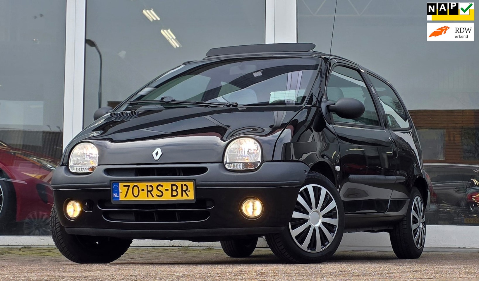 Renault Twingo - 1.2-16V Privilège Airco Opendak APK 02-2026 MooI! - AutoWereld.nl