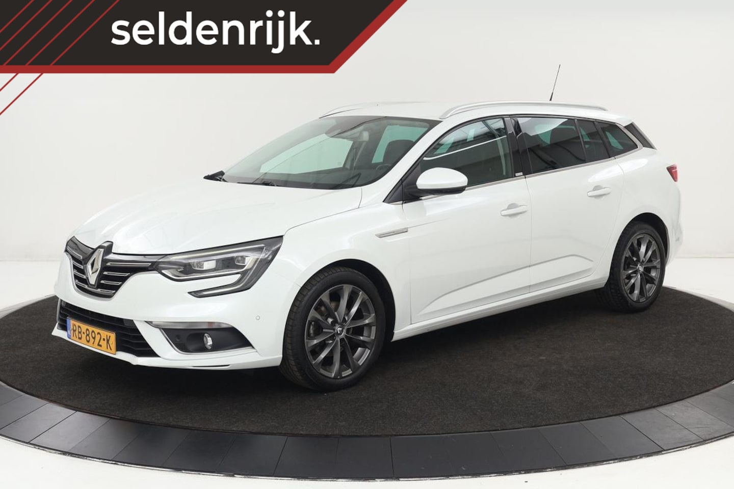 Renault Mégane - 1.2 TCe Série Signature Exclusiv | Leder | Stoel & stuurverwarming | Massage | Carplay | F - AutoWereld.nl