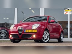 Alfa Romeo MiTo - 1.4 Distinctive 100% Onderhouden CruiseControl Mooi