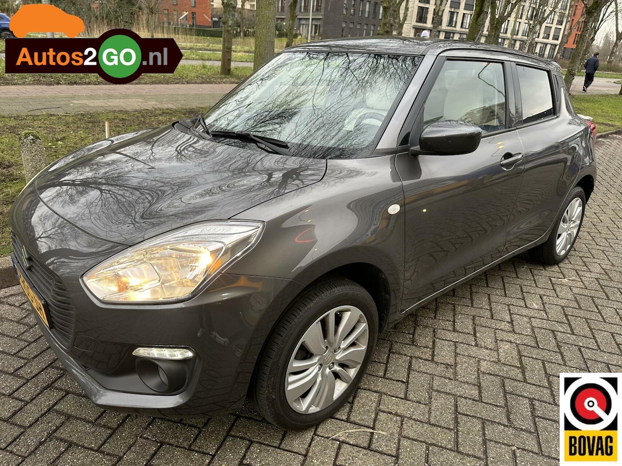 Suzuki Swift - 1.2 AllGrip Stijl I Navi I leder I camera I AppleCarplay I lm velgen I - AutoWereld.nl