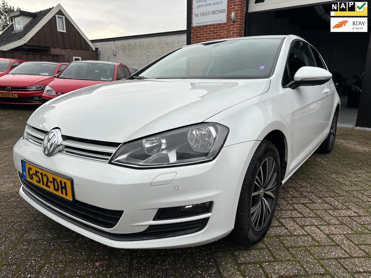 Volkswagen Golf - 1.2 TSI Allstar Edition AUTOMAAT-AIRCO-CENTRAAL - AutoWereld.nl