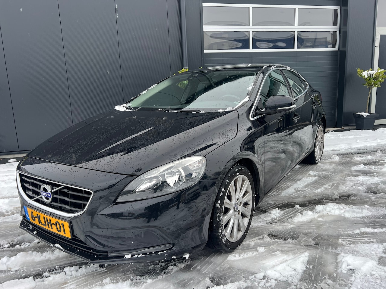 Volvo V40 - 1.6 D2 Momentum 1.6 D2 Momentum - AutoWereld.nl