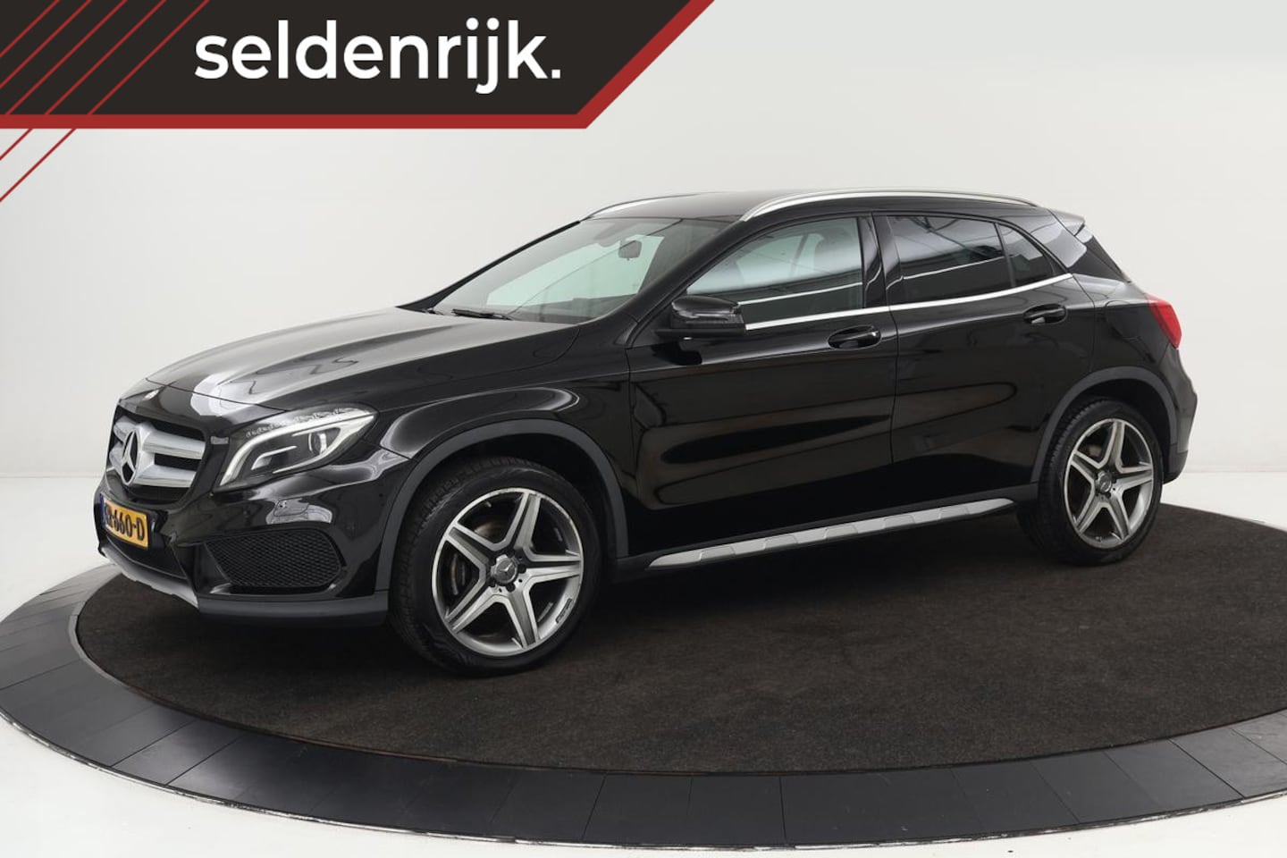 Mercedes-Benz GLA-Klasse - 200 AMG | Stoelverwarming | Xenon | Navigatie | Park Assist | Cruise control | Sportstoele - AutoWereld.nl