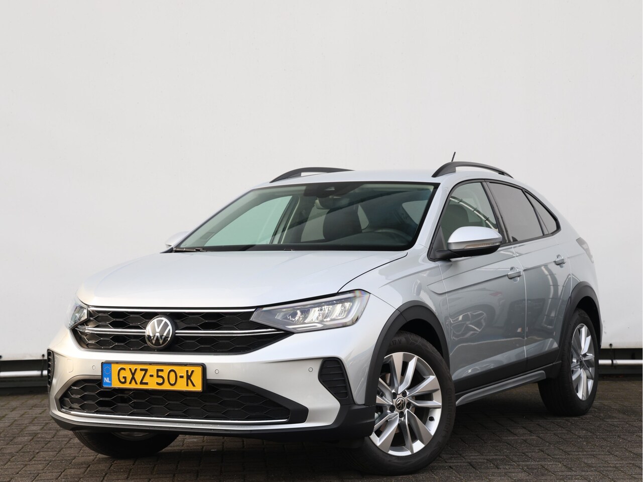 Volkswagen Taigo - 1.0 TSI Life Edition 95 pk | Navigatie | Stoelverwarming | Camera | Keyless | Climate cont - AutoWereld.nl