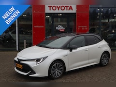 Toyota Corolla - 1.8 HYBRID STYLE APPLE/ANDROID KEYLESS PARK. SENSOR. 17" LM VELGEN LED STOEL/VERWARM. PRIV