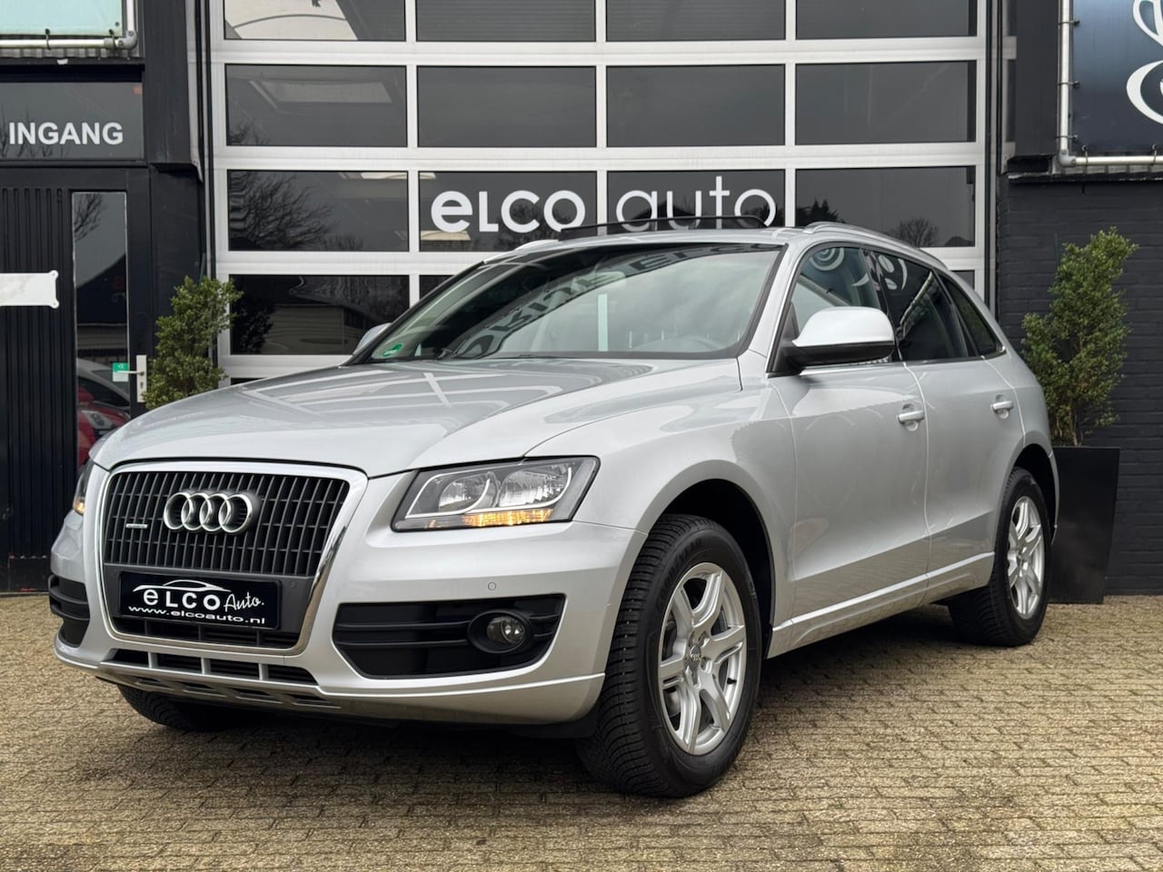 Audi Q5 - 2.0 TFSI quattro / Pano / Trekhaak / Young-Timer - AutoWereld.nl