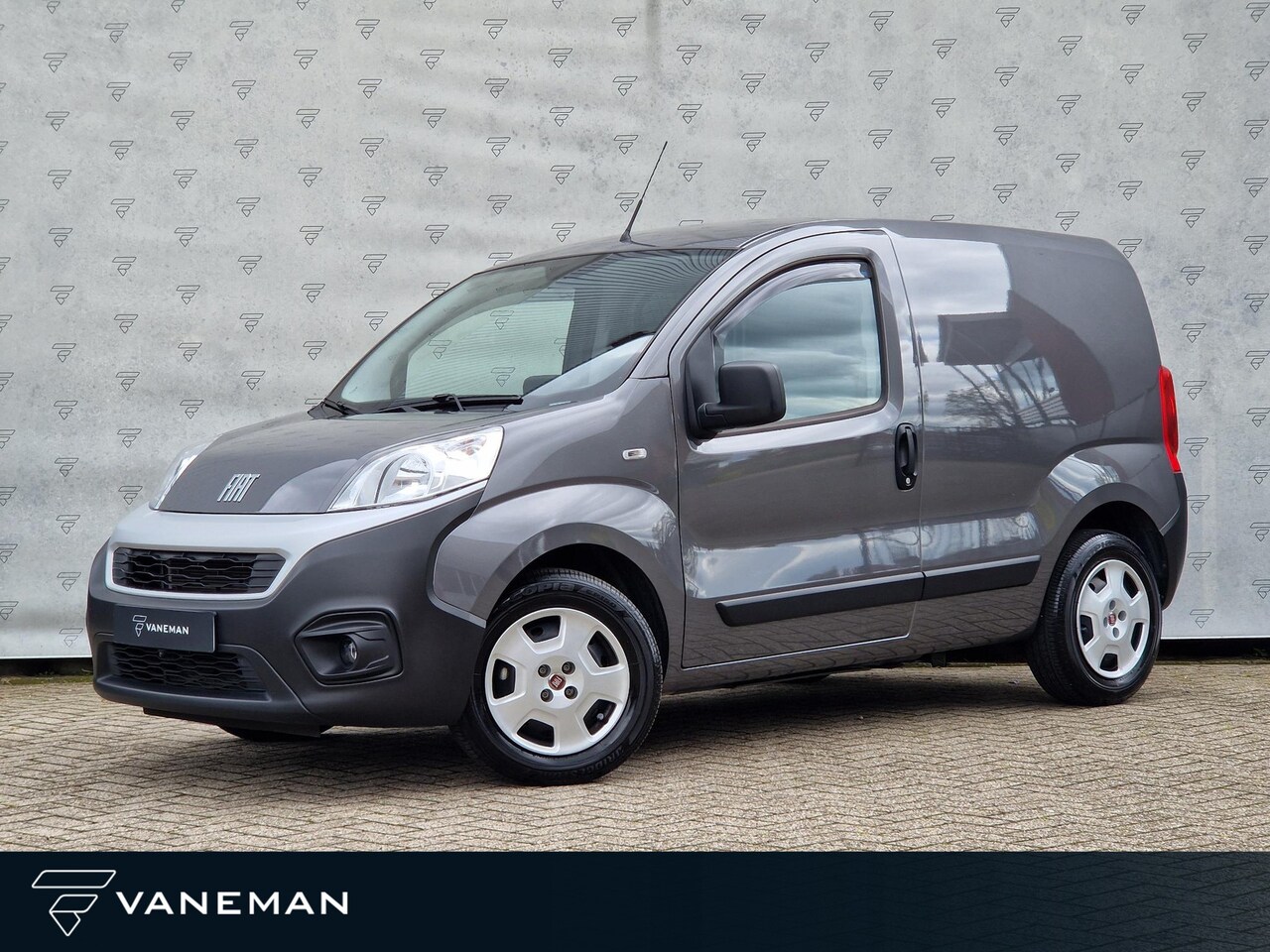 Fiat Fiorino - 1.3 MJ S | slechts 15.626 km | Camera | Navi | Airco | Schuifdeur | PDC | Apple Carplay/An - AutoWereld.nl