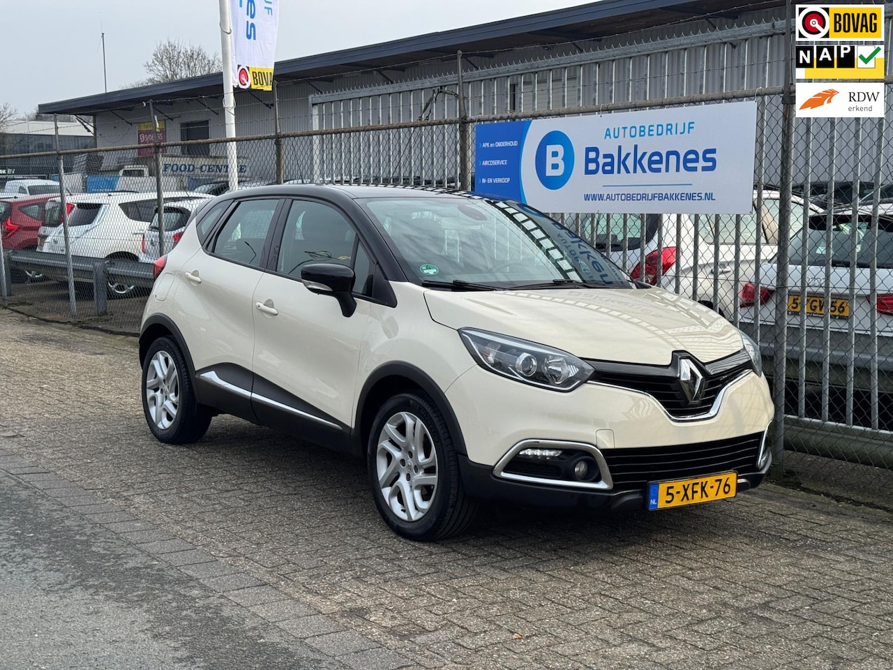 Renault Captur - 0.9 TCe Dynamique | Keyless | Airco | Navi | Camera| Cruise - AutoWereld.nl