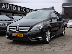 Mercedes-Benz B-klasse - 180 AMBITION AUT | NAVI | CLIMA | CRUISE | TREKHAAK