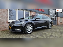 Skoda Superb Combi - 1.4 TSI ACT Ambition Business Automaat/DSG Apple CarPlay Navigatie Mooie/Nette Auto Xenon