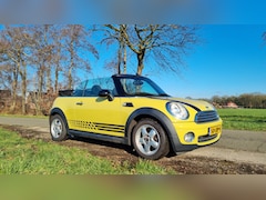 MINI Cabrio - 1.6 Cooper Pepper Stoelverwarming, Cruise control, Origineel NL, PDC, Airco