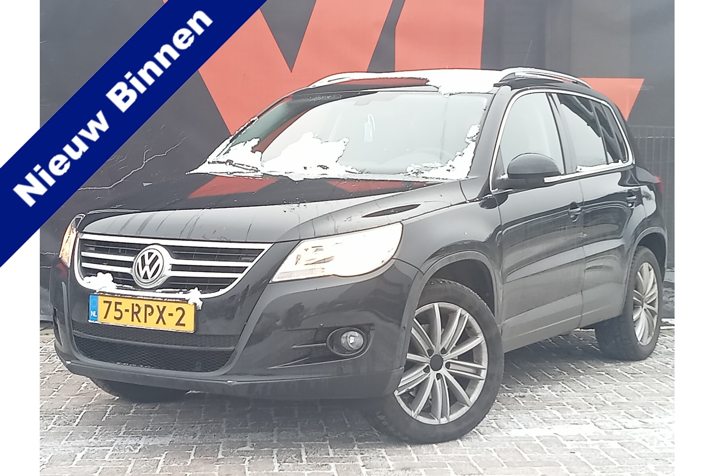 Volkswagen Tiguan - 1.4 TSI Sport&Style | Nieuw Binnen | Climate Control | Navigatie | APK 06-12-2025 | - AutoWereld.nl