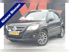 Volkswagen Tiguan - 1.4 TSI Sport&Style | Nieuw Binnen | Climate Control | Navigatie | APK 06-12-2025 |